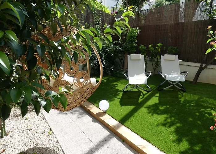 Апартаменты Le Jardin Du Port Ницца