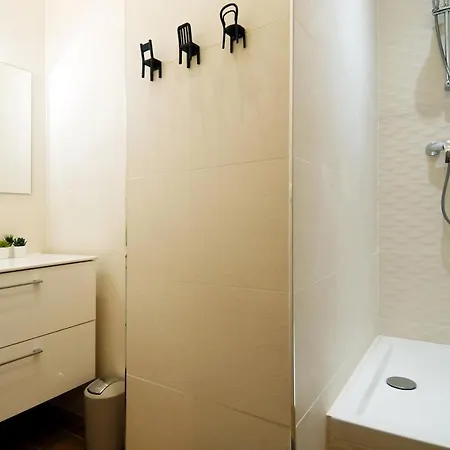 Le Jardin Du Port Nizza