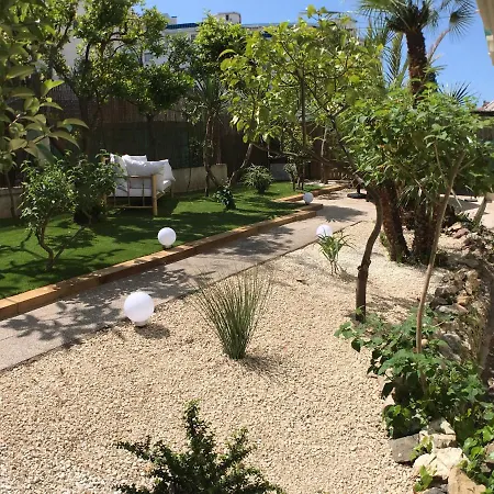 Le Jardin Du Port Apartament