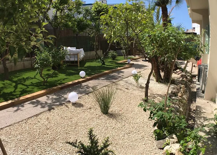 Le Jardin Du Port Lejlighed